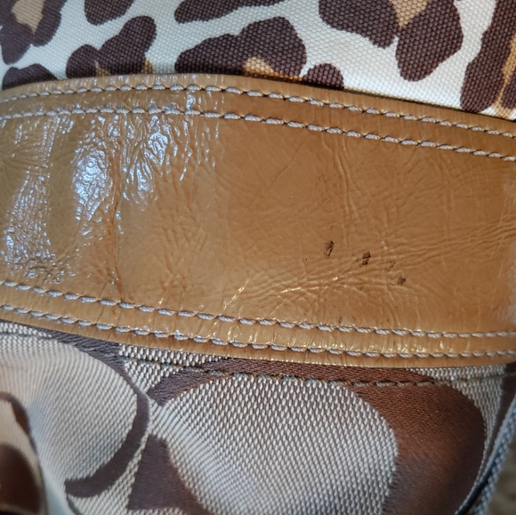 Coach Hamptons Signature Carryall Handbag F13072 - Picture 14 of 16